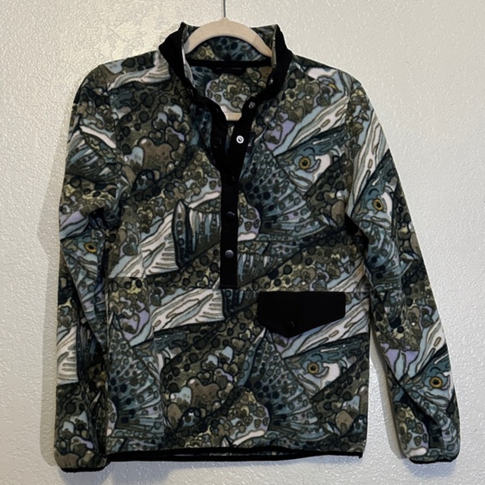 FISHE Wear Salmon Fish Print Fleece GUC S